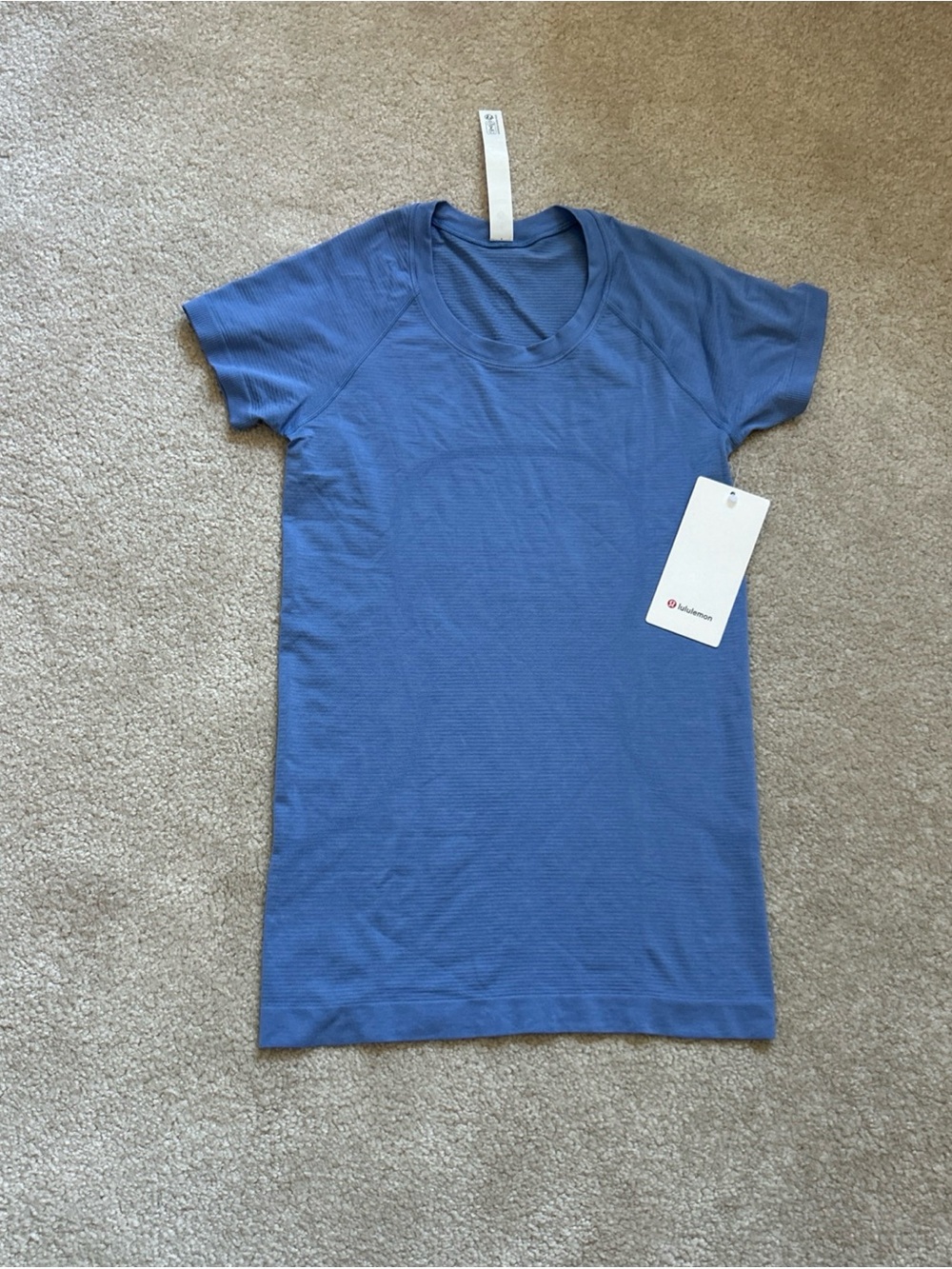 4-11 NWT Size 6 Lululemon Swiftly Tech Short Sleeve 2.0 PREB
